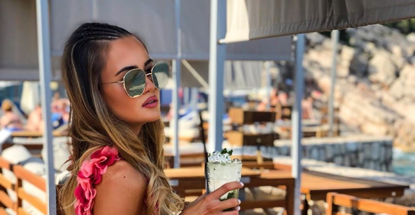 Adriana Đurđević pozirala u badiću koji Instagram obožava: "Poput morske vile"
